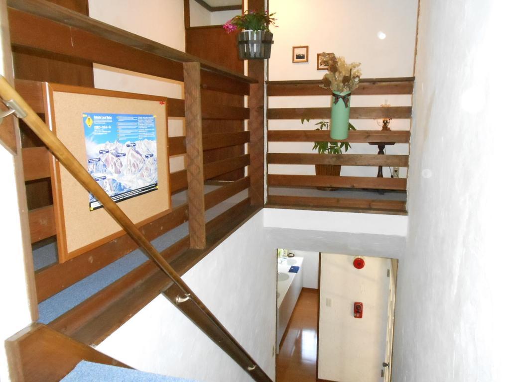 Pension Nugget Inn ฮาคุบะ ภายนอก รูปภาพ